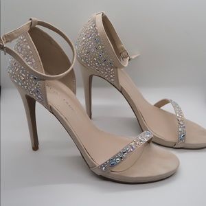 Chinese Laundry Heel